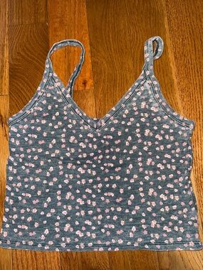 American Eagle Outfitters Grey Ribbed V-Neck Cami with Pink Dot Print